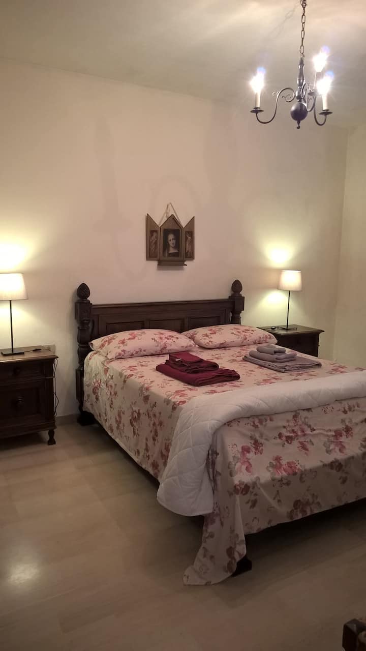 dormitorio grande (medio ambiente)
