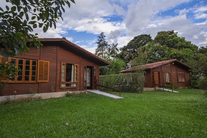 Chale 01 Em Area Verde Penedo Itatiaia Rj Cabins For Rent In Penedo Itatiaia Rio De Janeiro Brazil