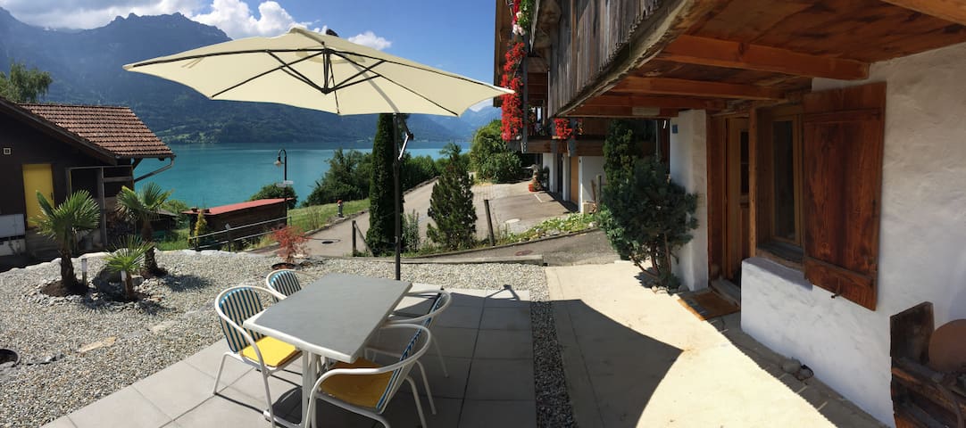 Oberried am Brienzersee. Zuhause mit Seesicht.