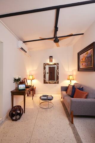 Private 7BR House&ThaiBf 300m to MRT/Joddfair/mall gallery image 4