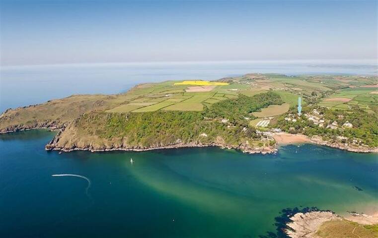 Charming Shabby Chic Salcombe Holiday Home Cottages For Rent In