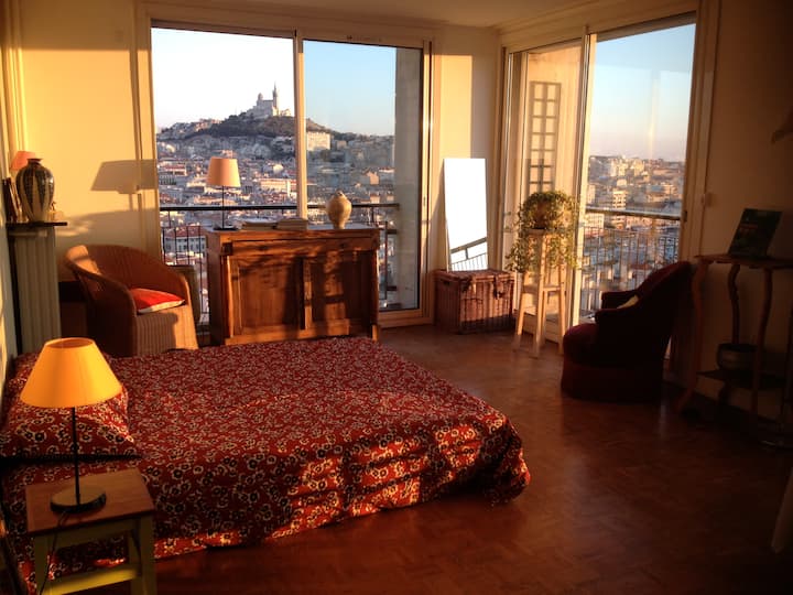 Sovrum 2 (eller 2: a vardagsrum)