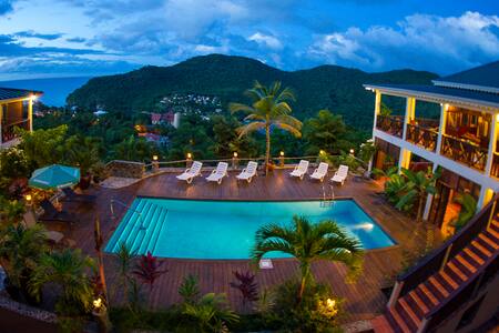 Villa Makambu Pool Level Apartment