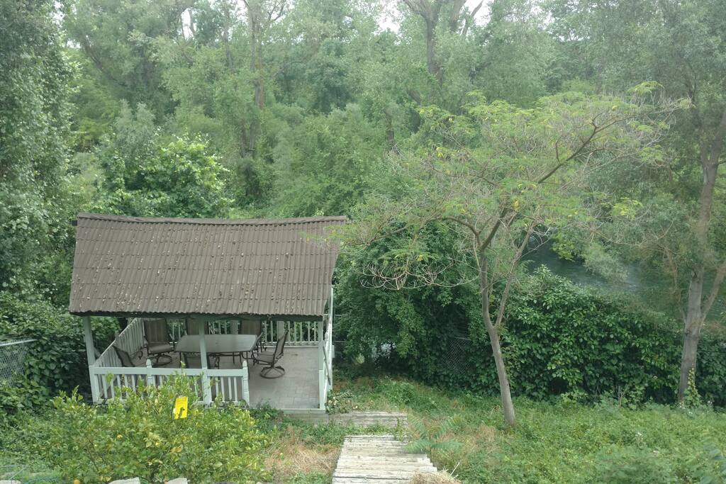 Enjoy gazebo, river access