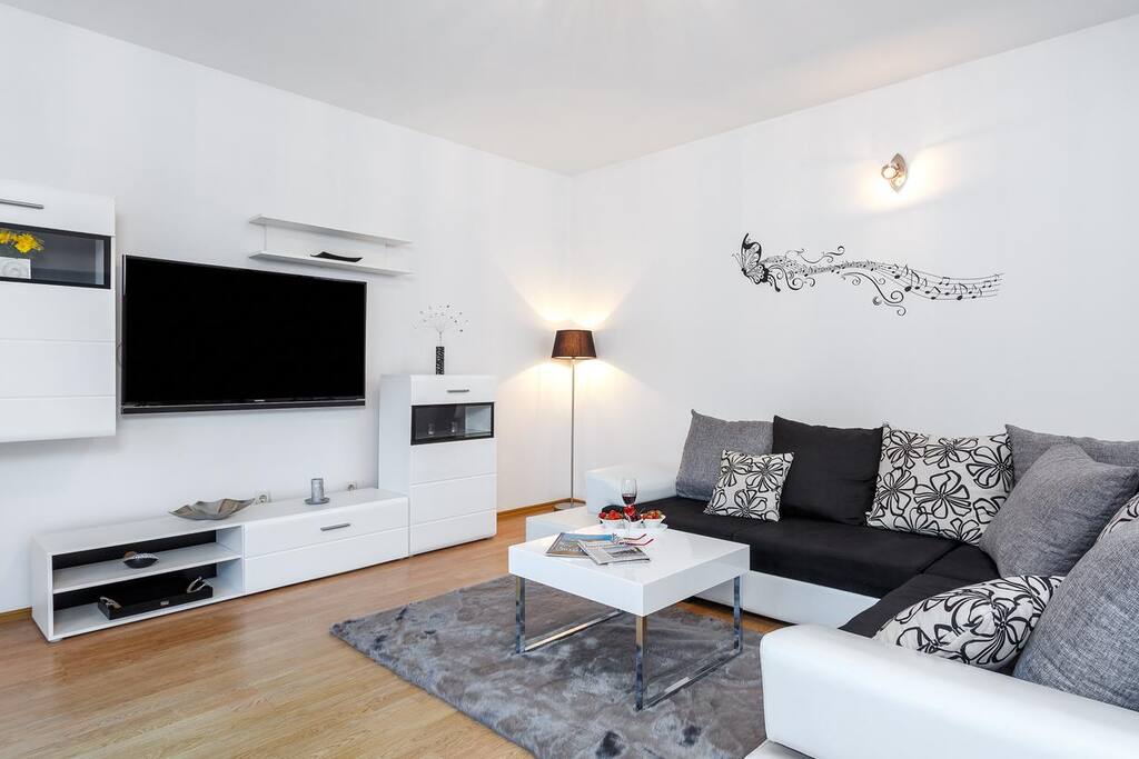 Living room, Surface: 30 m²