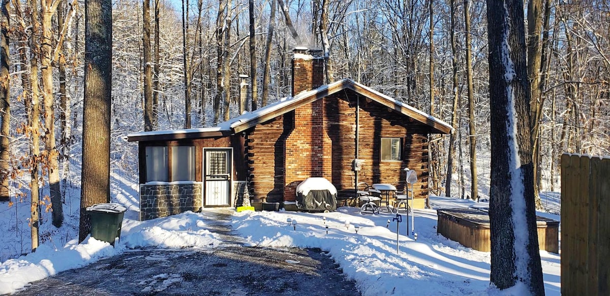 | Airbnb In Hocking Hills | Hocking Hills Ohio Cabin Rentals | Hocking Hills Cabins Under $100 | Cabin Rentals Near Hocking Hills | Lakefront Vacation Rentals In Ohio | Places To Rent Cabins In Ohio | Hocking Hills Cabin Rentals With Hot Tub | Cabins In Ohio With Jacuzzi