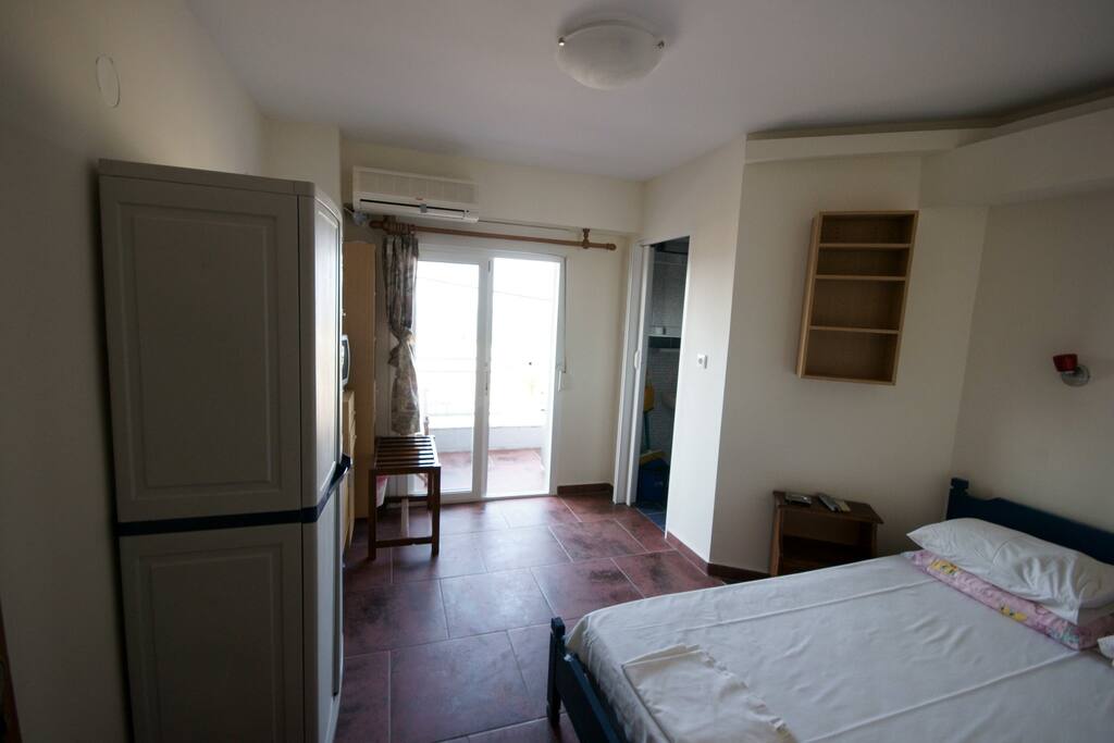 Bedroom with view to the sea