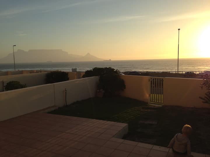 Blouberg beachfront apartment - Load shedding free - Apartments for Rent in Cape  Town, Western Cape, South Africa - Airbnb