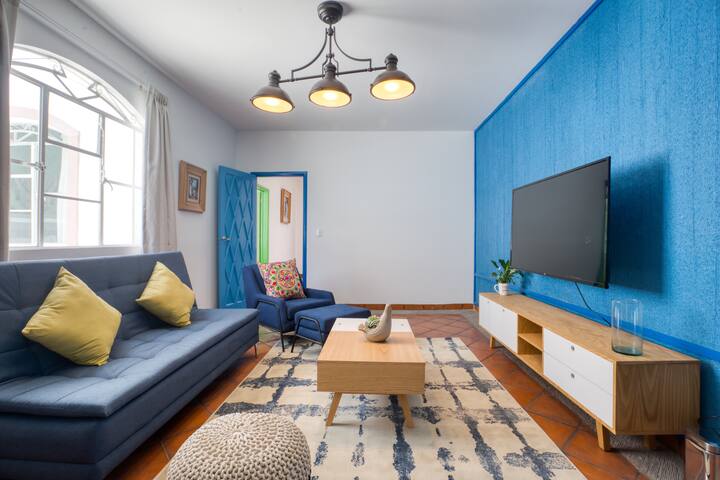 Modern Mexican House POLANCO, LARGE GROUPS gallery image 4