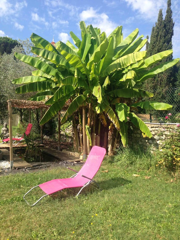 Pretty furnished with private gated terrace