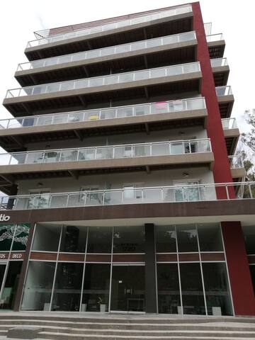 Loft c/cochera cubierta. (UADE)