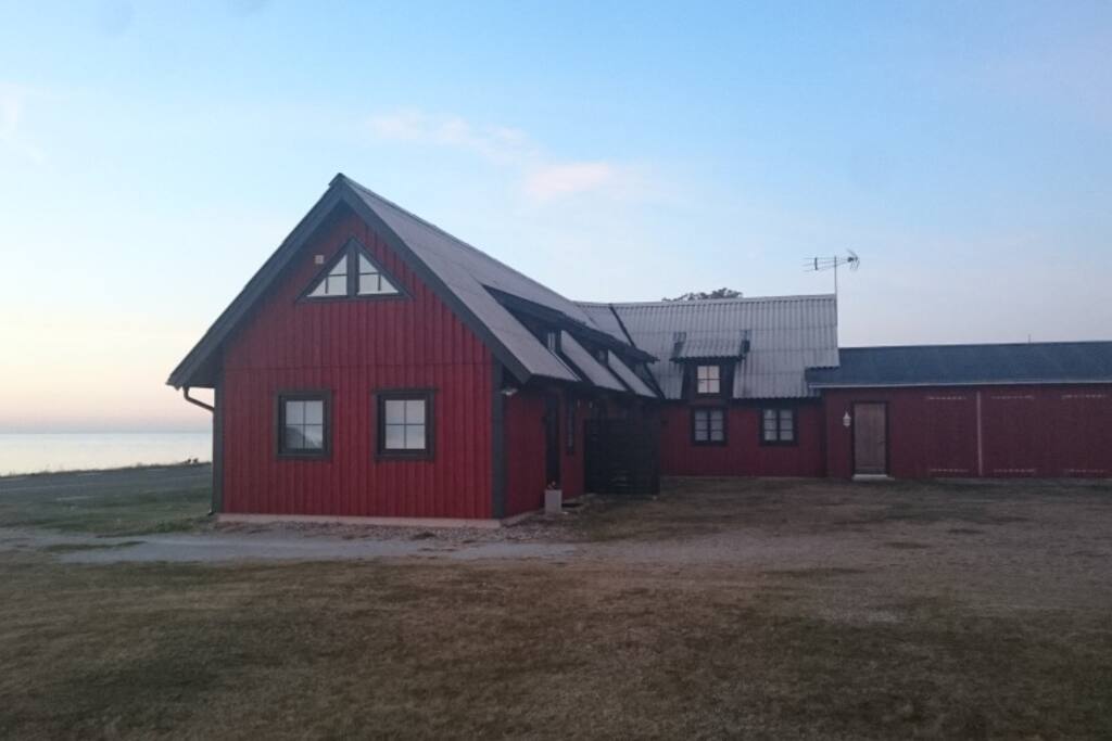 Här ryms 4 lägenheter.