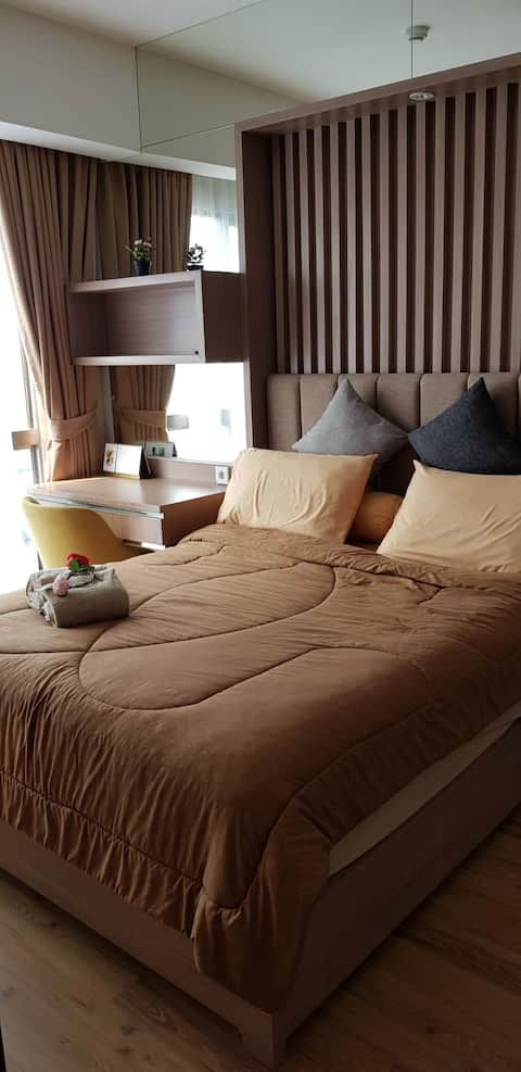 1 Br MTown Signature Gading Serpong  by J's Luxury