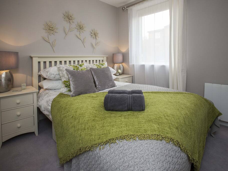 Second bedroom