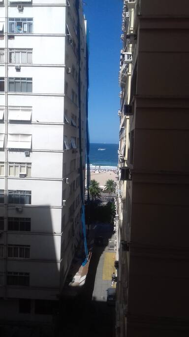 Vista frontal para o mar