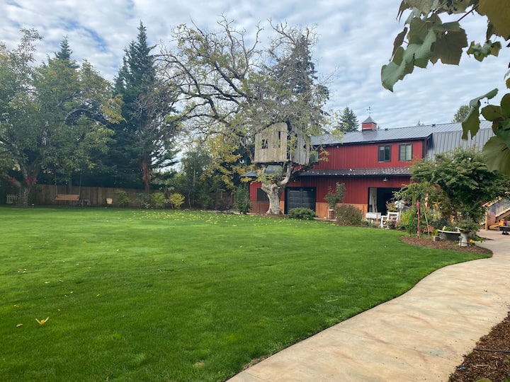 Countryside apartment w/view Apartments for Rent in Aurora, Oregon