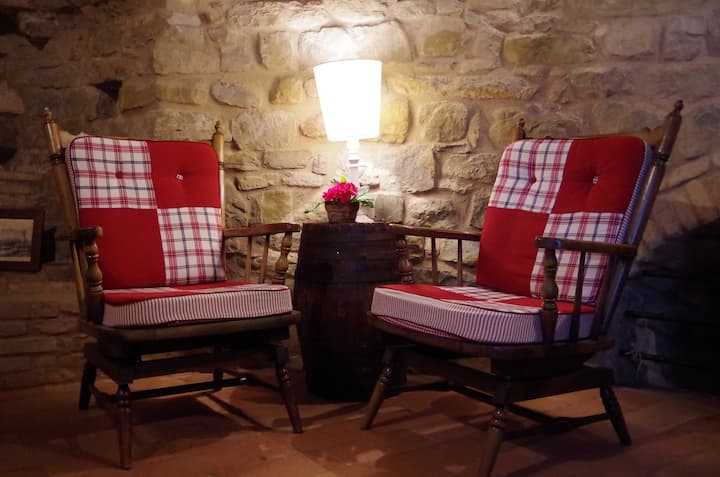Dormire In Un'antica Torre Medievale. - Montefalco