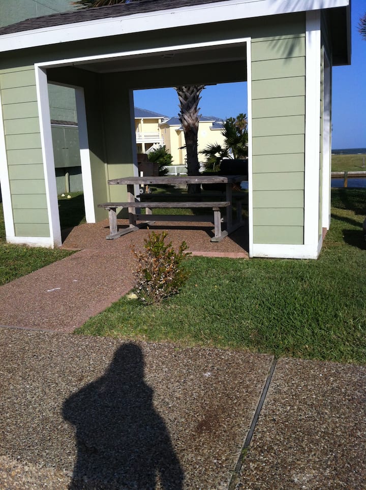 Kontiki Beach Resort Condo 2 Airbnb