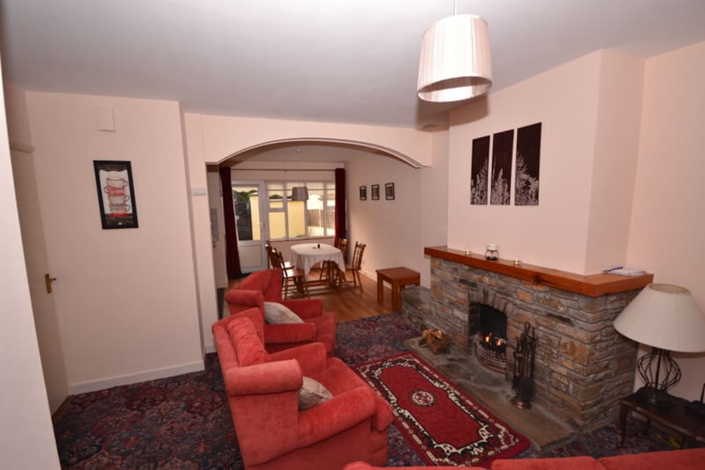 Sitting room and dining table (open plan)