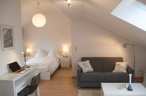 Modern quiet apartment for 2 people