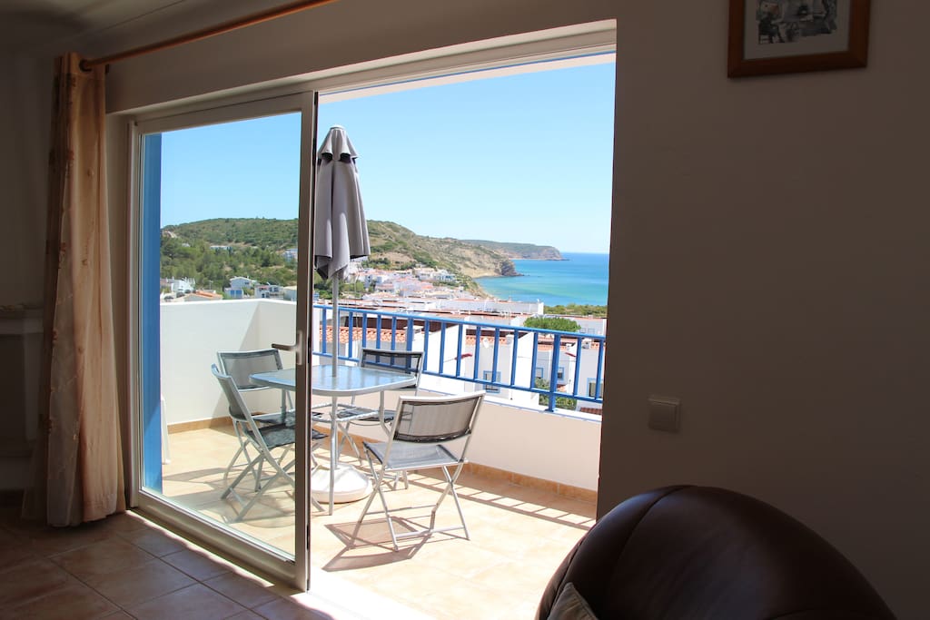 Vista da sala de estar -
View from the living room