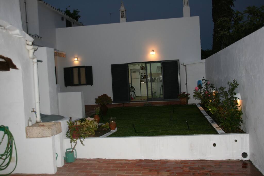 Jardim (à noite)