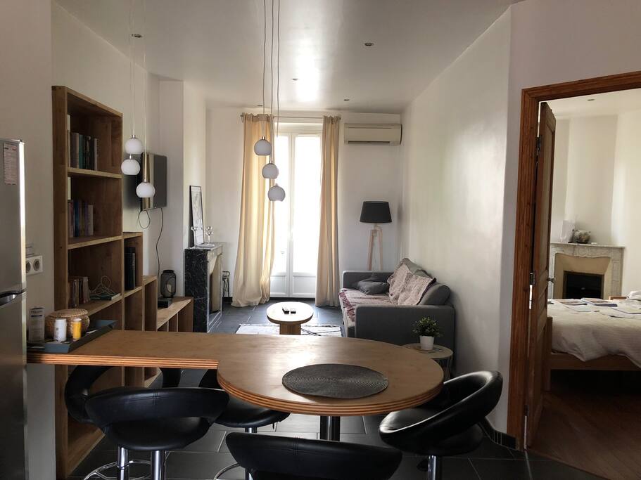 Salon - living room