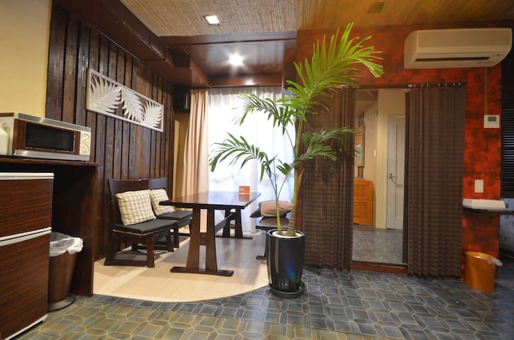 "HUMMING BIRD" urban hideout resort ♪ Relax while listening to relaxing favorite music!