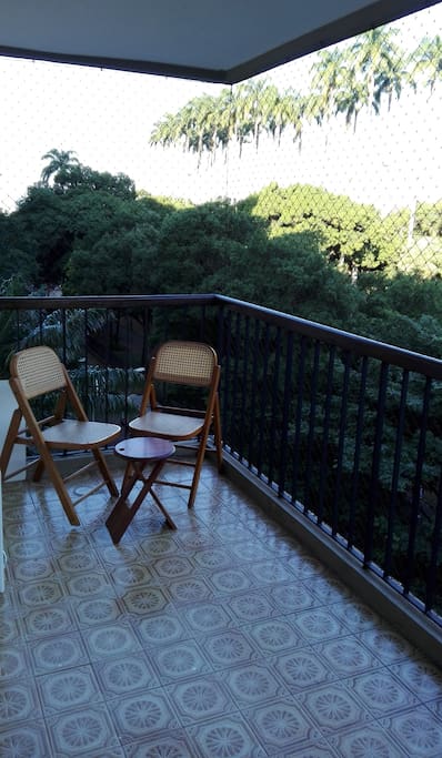 Varanda com linda vista / Balcony with awesome view
