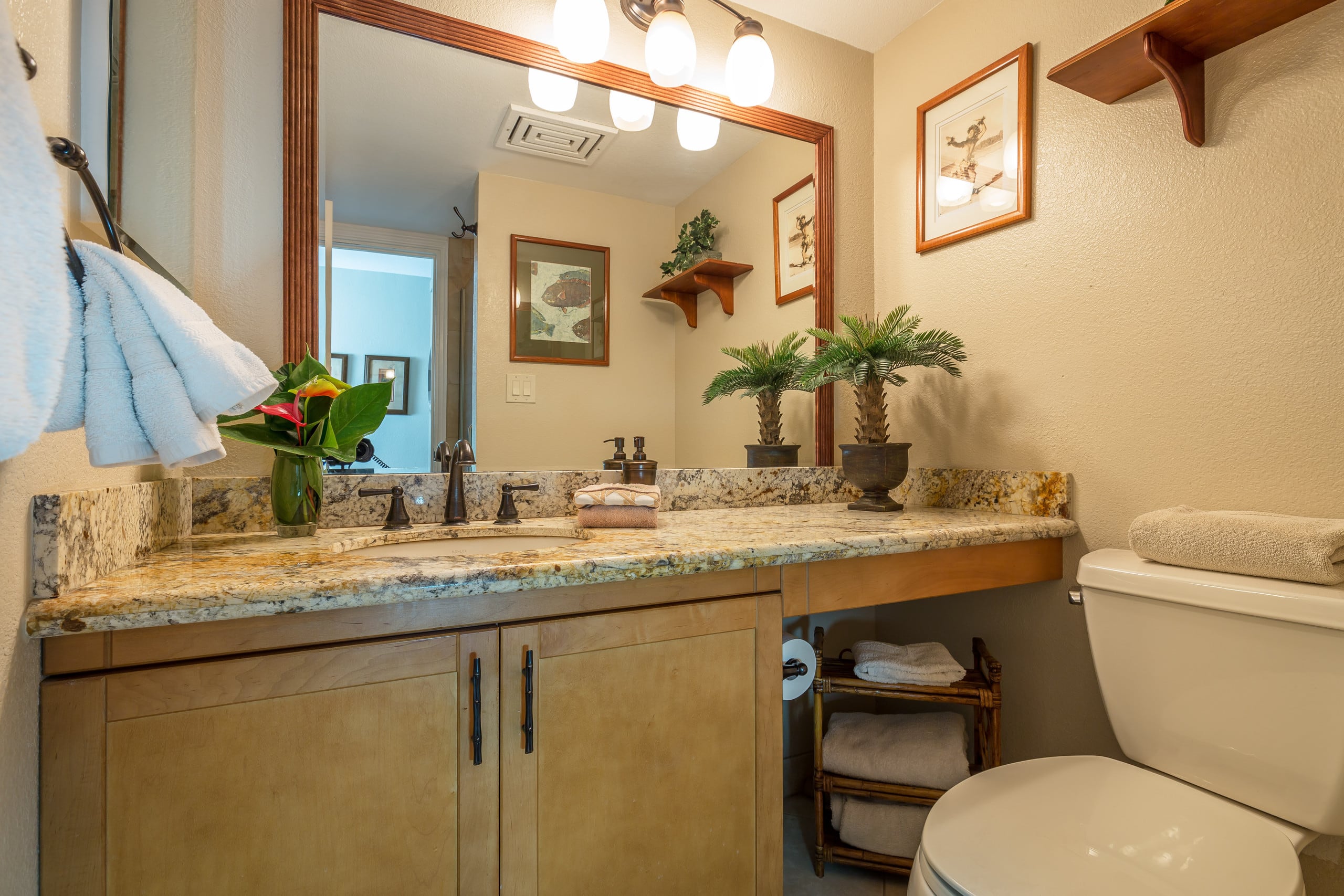 Rare Single Level 2 Bedroom With 2 Lanai's-AC - Image 21