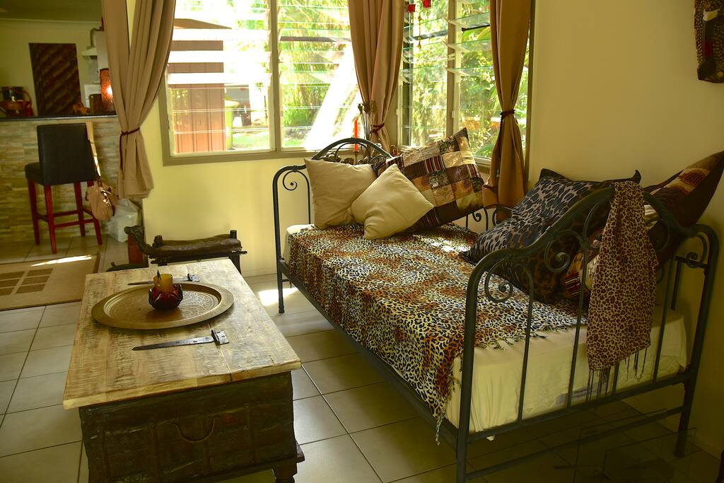 Relaxing Day Bed (Can be used as a single Bed)