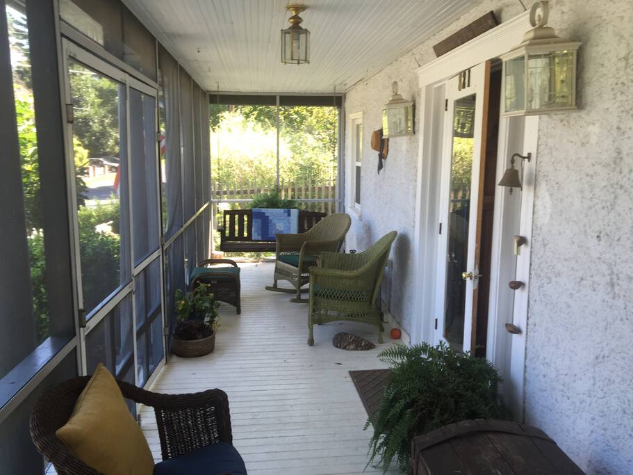 Relax on the front porch where you can enjoy sitting, or rocking on the porch swing as in earlier times. View the scenic Potomac River and hear the soothing sounds of the river during the seasons.