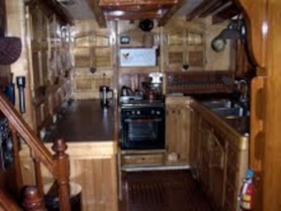 A full galley (kitchen) to make you a wonderful breakfast!
