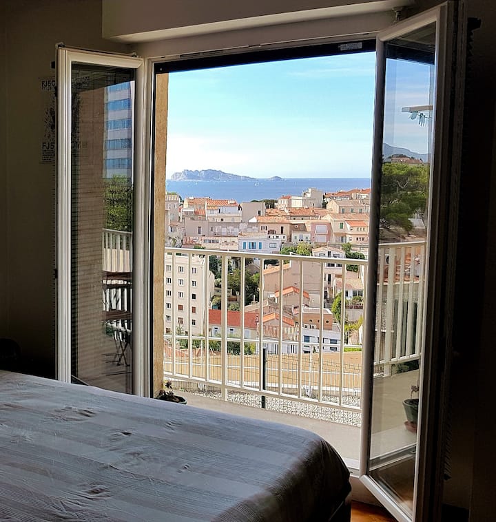 El rincón de noche con la vista