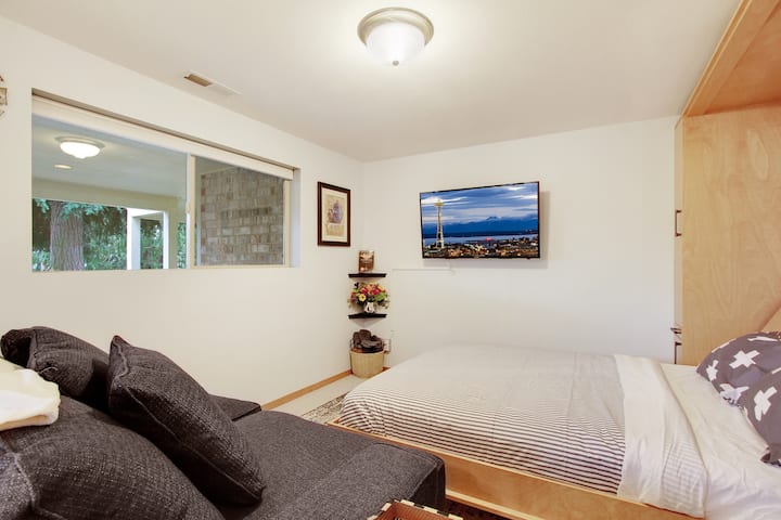 ¡Cama de pared cómoda y funcional, que convierte la sala de estar en un segundo dormitorio!
