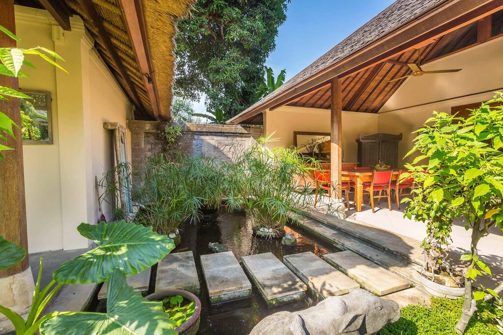 Step in to Villa Wiluna..