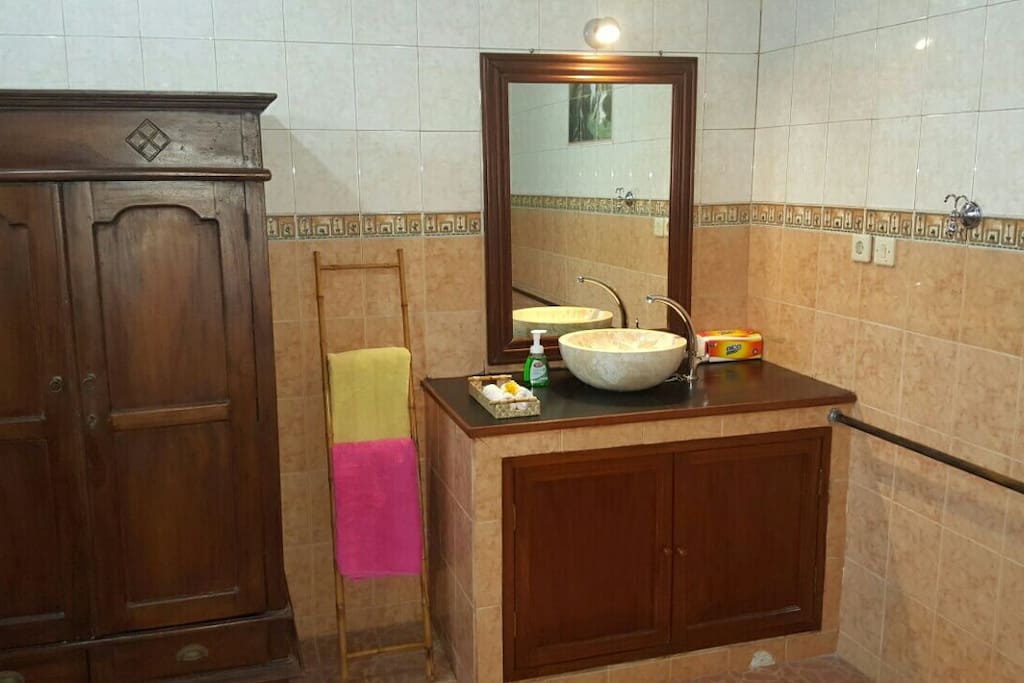 Bath room downstairs