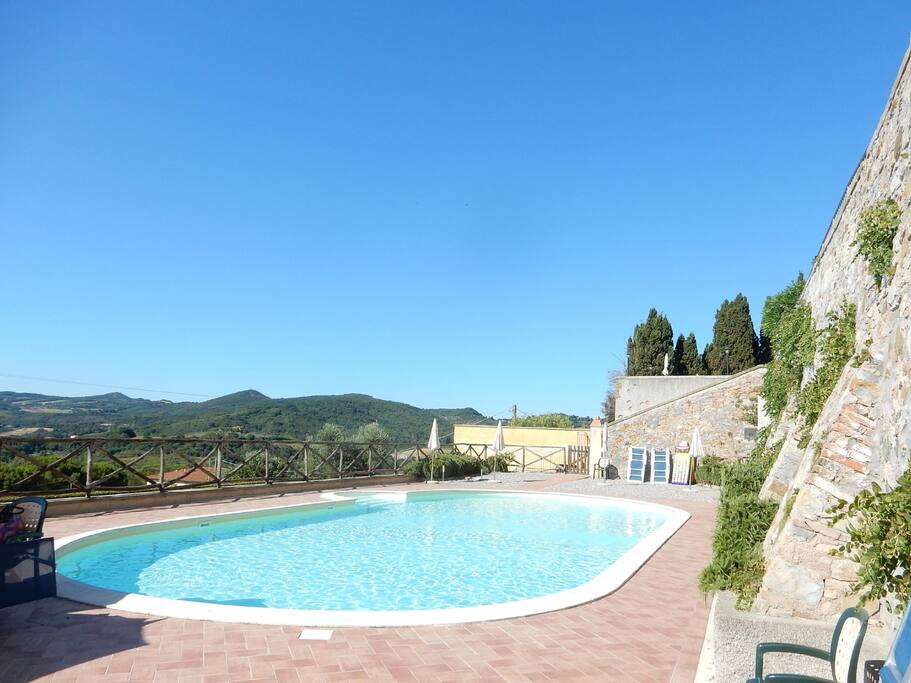 piscina condominiale