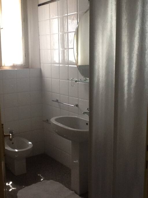 Bagno con finestra