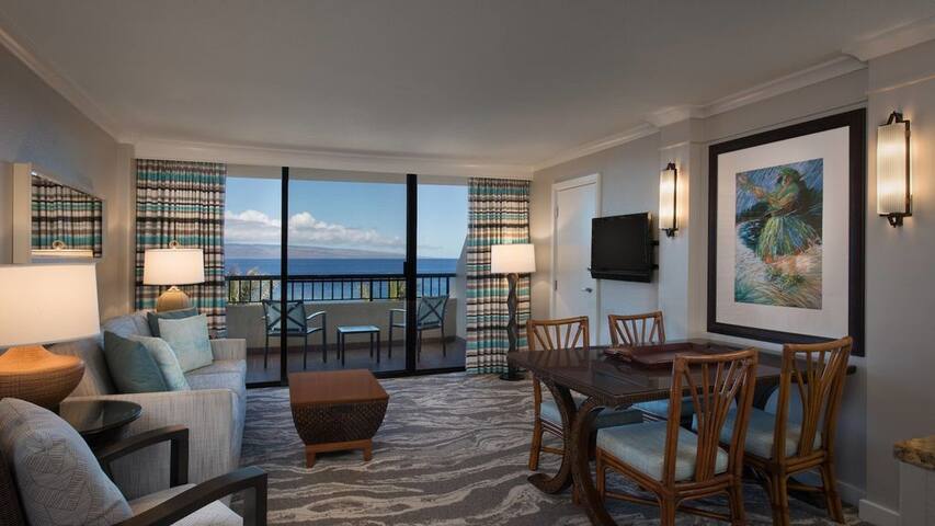 Maui Marriott – Ocean Front 2bd – The best! gallery image 4