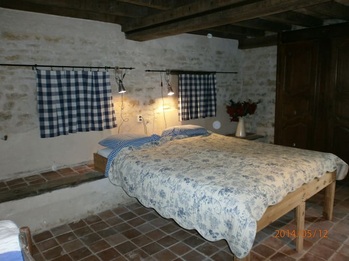 Schlafzimmer 5