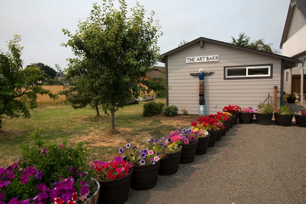 Exterior view of the Art Barn.