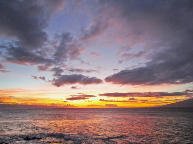 A 200, a 5 Star Best Golden Beach & Amazing Views gallery image 4