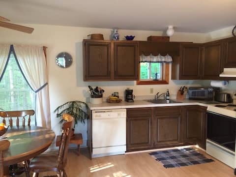 Top Airbnb: Nestled between Rockland and Camden, in Camden