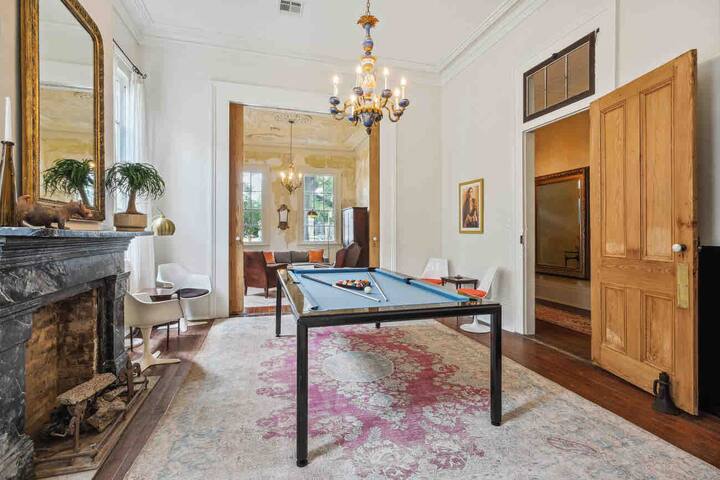 Gorgeous Marigny Retreat gallery image 5