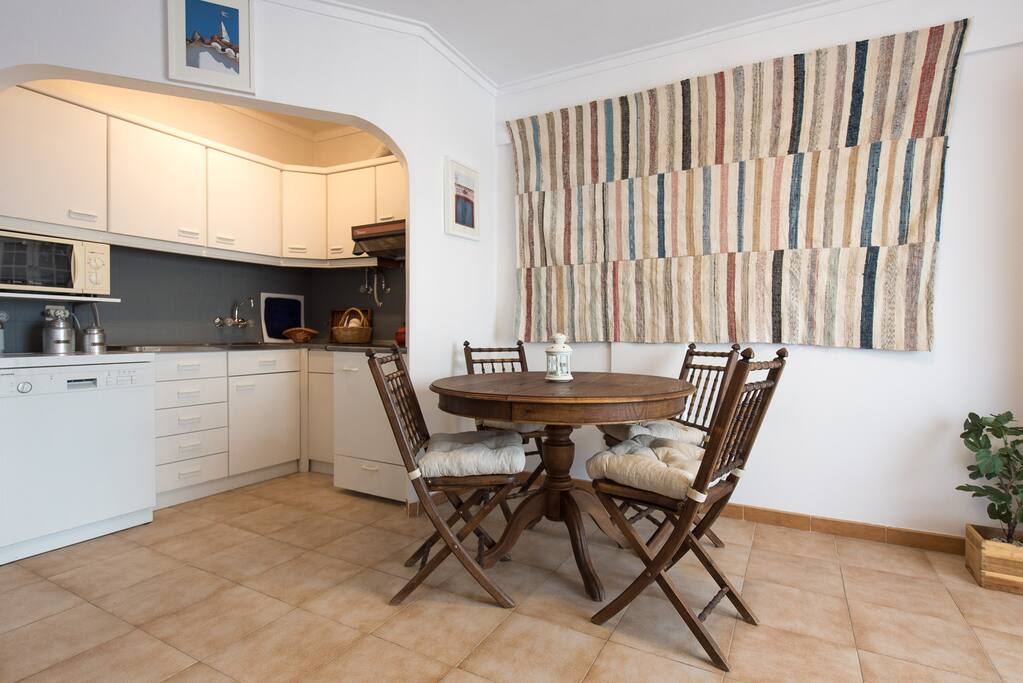 Cozinha e sala de refeições