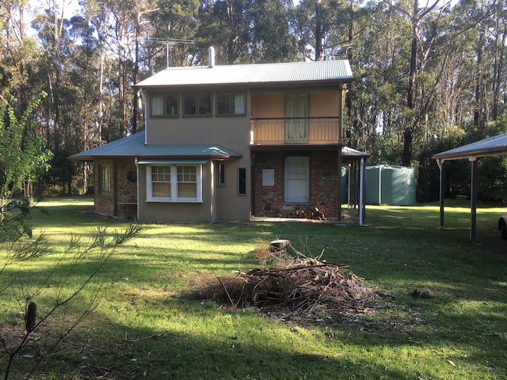 Stone Cottage Retreat Kinglake Houses for Rent in Kinglake, Victoria