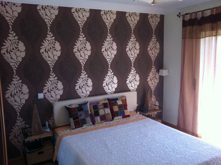 Main bedroom (King size Bed 1,60m x 2m)