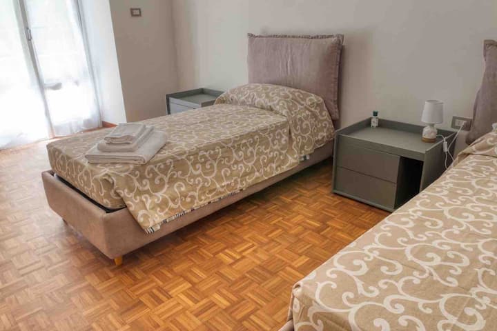საძინებელი 2