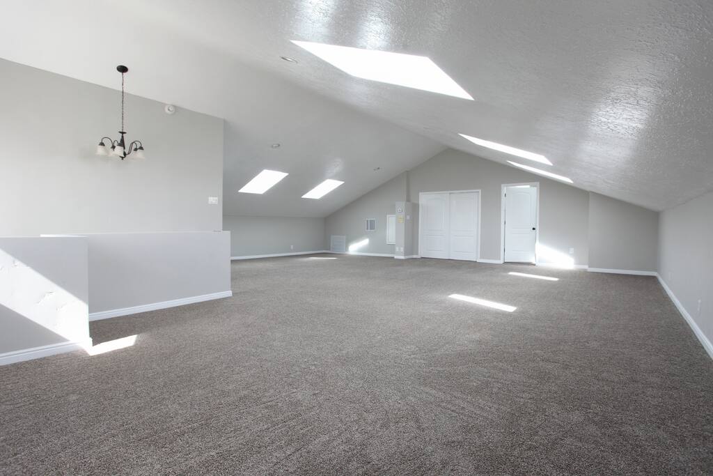 Master Suite over 1000 sqft. To show actual size